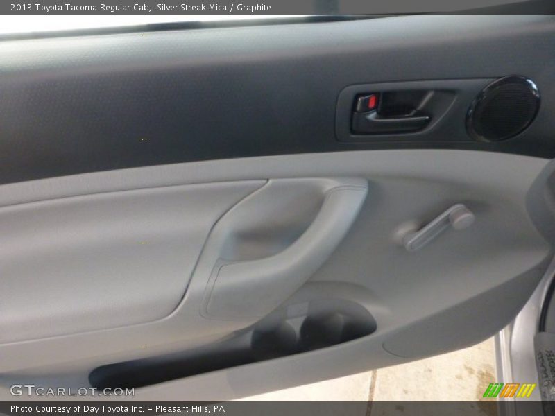 Silver Streak Mica / Graphite 2013 Toyota Tacoma Regular Cab