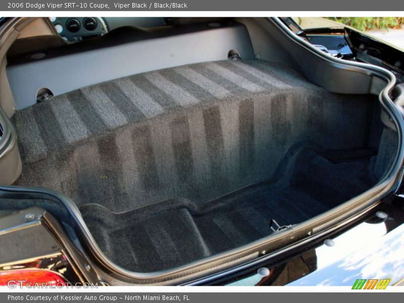  2006 Viper SRT-10 Coupe Trunk