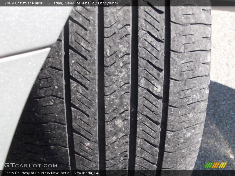 Silver Ice Metallic / Ebony/Brick 2009 Chevrolet Malibu LTZ Sedan