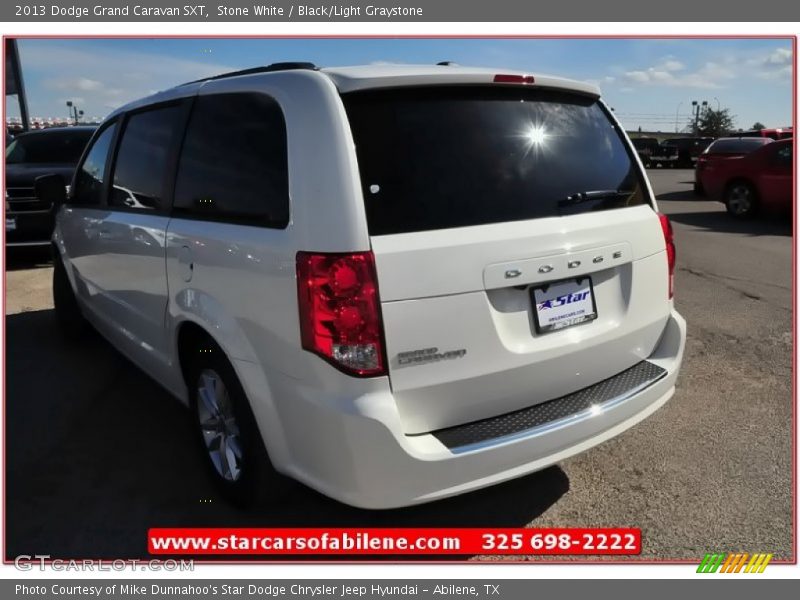 Stone White / Black/Light Graystone 2013 Dodge Grand Caravan SXT