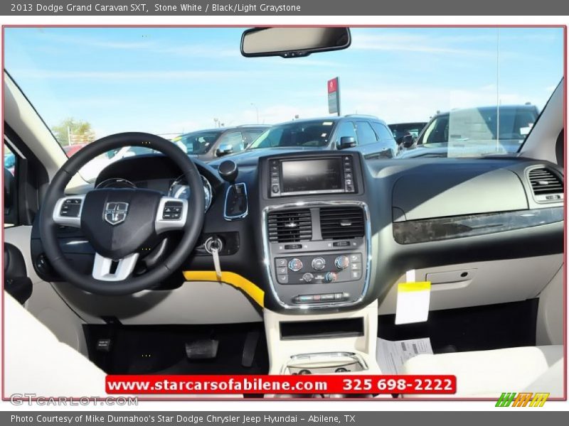 Stone White / Black/Light Graystone 2013 Dodge Grand Caravan SXT