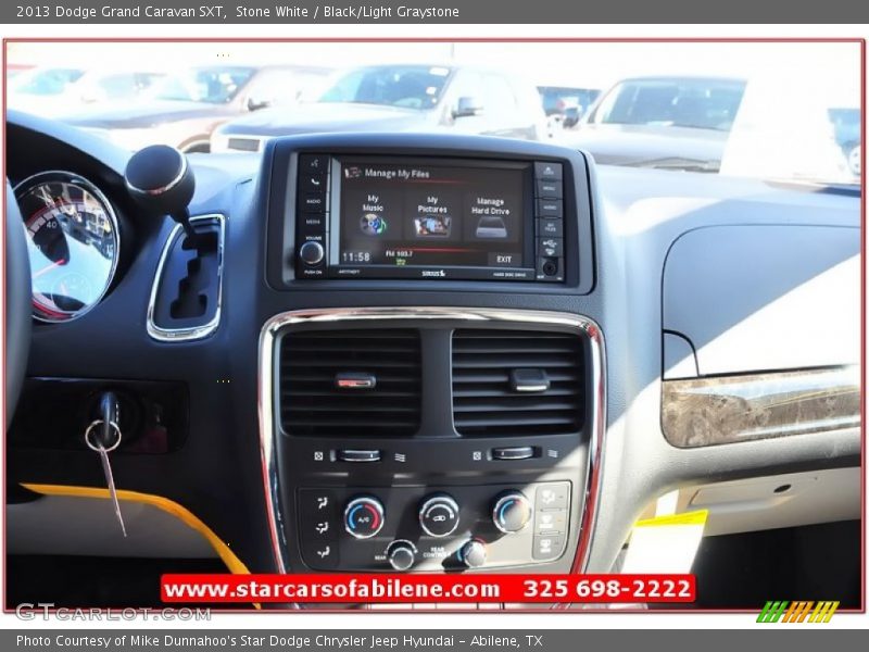 Stone White / Black/Light Graystone 2013 Dodge Grand Caravan SXT