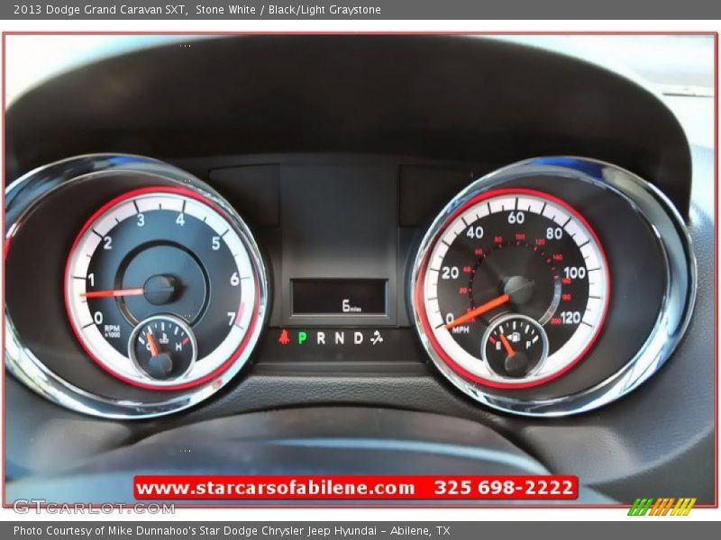 Stone White / Black/Light Graystone 2013 Dodge Grand Caravan SXT