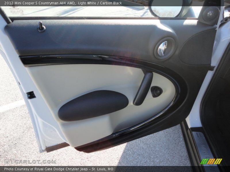 Light White / Carbon Black 2012 Mini Cooper S Countryman All4 AWD