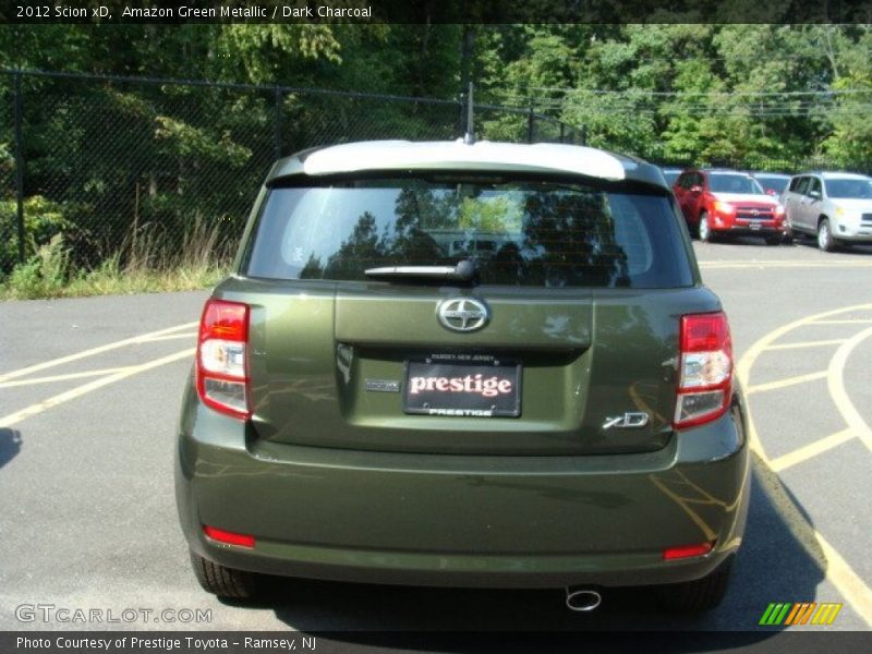 Amazon Green Metallic / Dark Charcoal 2012 Scion xD