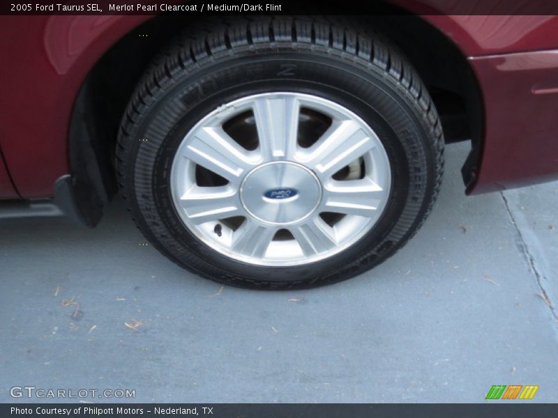 Merlot Pearl Clearcoat / Medium/Dark Flint 2005 Ford Taurus SEL