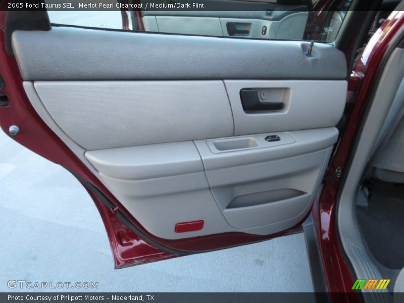 Merlot Pearl Clearcoat / Medium/Dark Flint 2005 Ford Taurus SEL