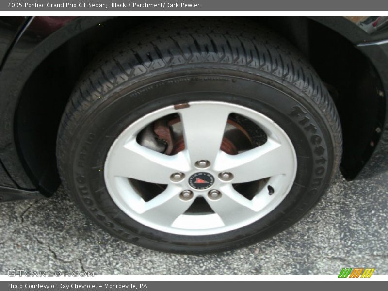 Black / Parchment/Dark Pewter 2005 Pontiac Grand Prix GT Sedan