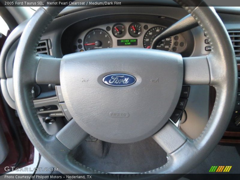 Merlot Pearl Clearcoat / Medium/Dark Flint 2005 Ford Taurus SEL