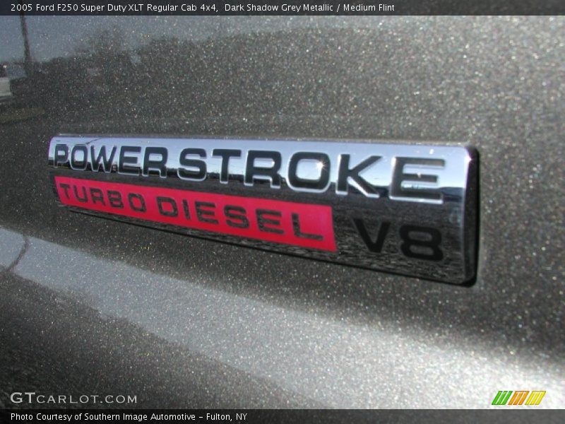 Dark Shadow Grey Metallic / Medium Flint 2005 Ford F250 Super Duty XLT Regular Cab 4x4