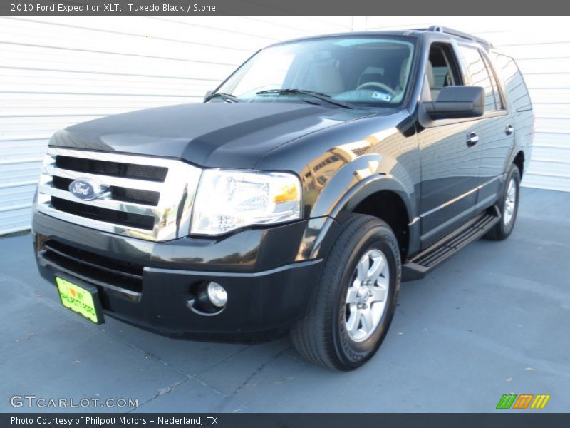 Tuxedo Black / Stone 2010 Ford Expedition XLT