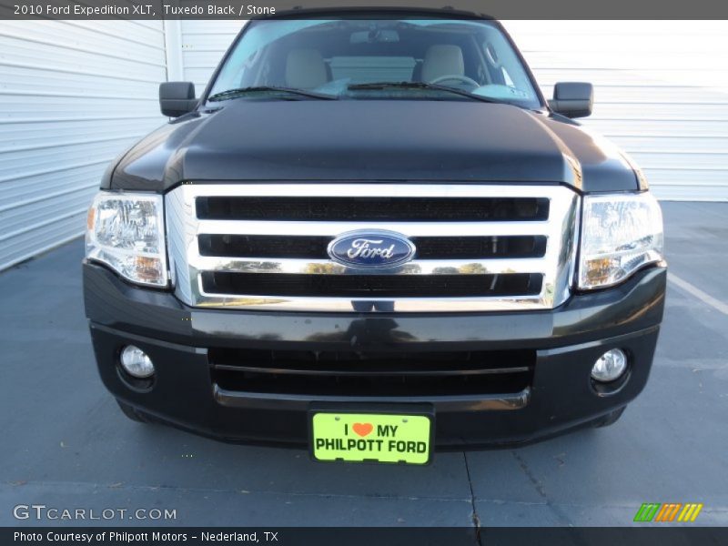 Tuxedo Black / Stone 2010 Ford Expedition XLT