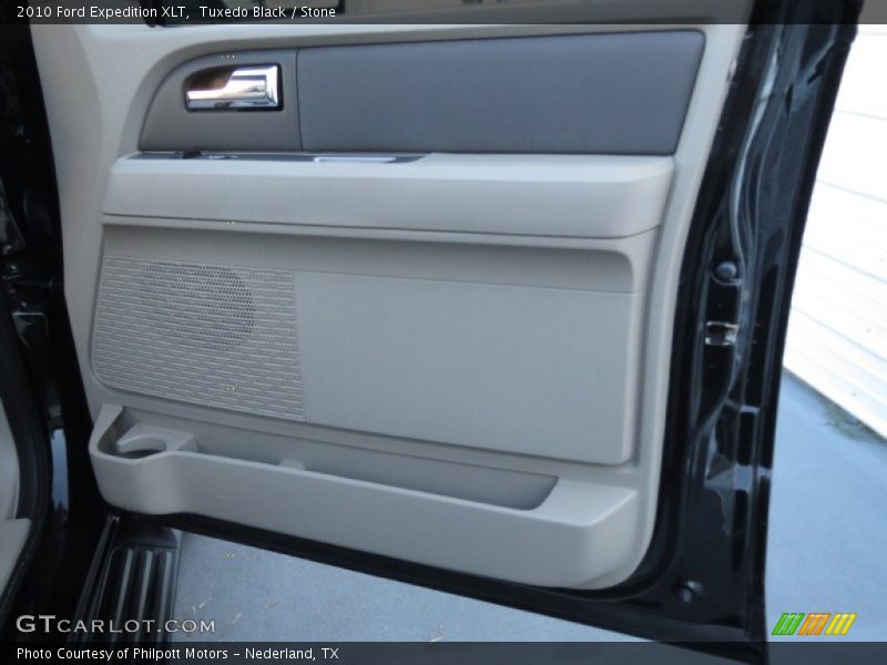 Tuxedo Black / Stone 2010 Ford Expedition XLT