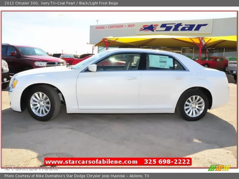 Ivory Tri-Coat Pearl / Black/Light Frost Beige 2013 Chrysler 300