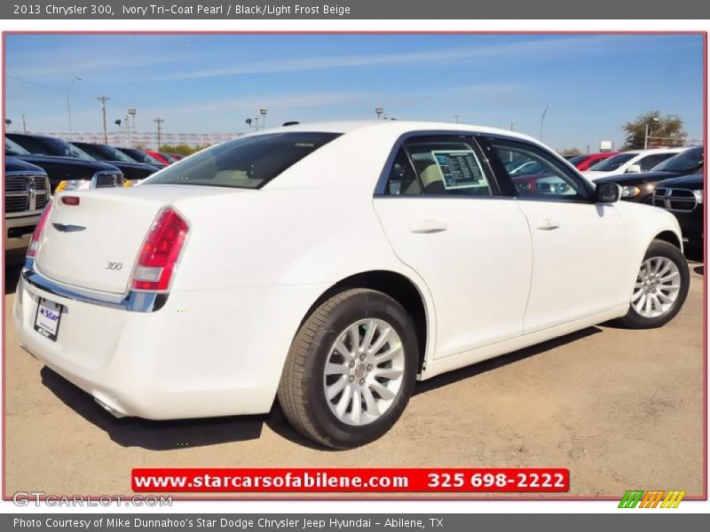 Ivory Tri-Coat Pearl / Black/Light Frost Beige 2013 Chrysler 300