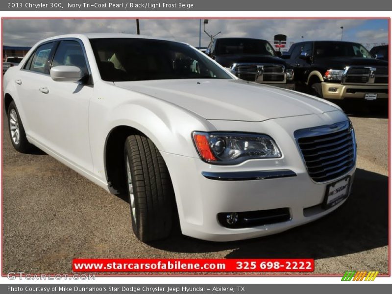 Ivory Tri-Coat Pearl / Black/Light Frost Beige 2013 Chrysler 300
