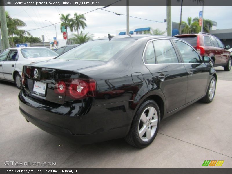 Black Uni / Pure Beige 2009 Volkswagen Jetta SE Sedan