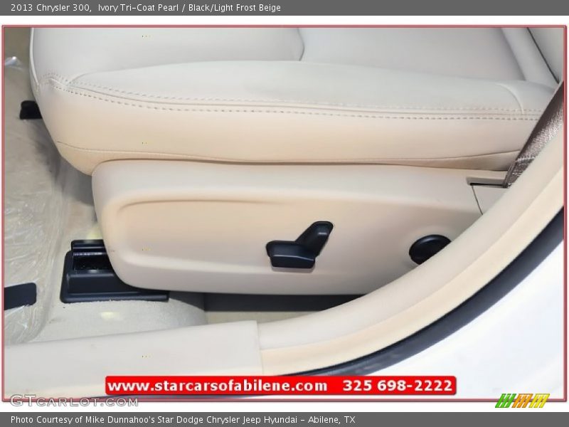 Ivory Tri-Coat Pearl / Black/Light Frost Beige 2013 Chrysler 300