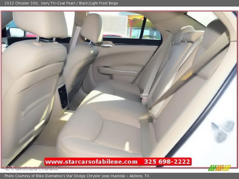 Ivory Tri-Coat Pearl / Black/Light Frost Beige 2013 Chrysler 300