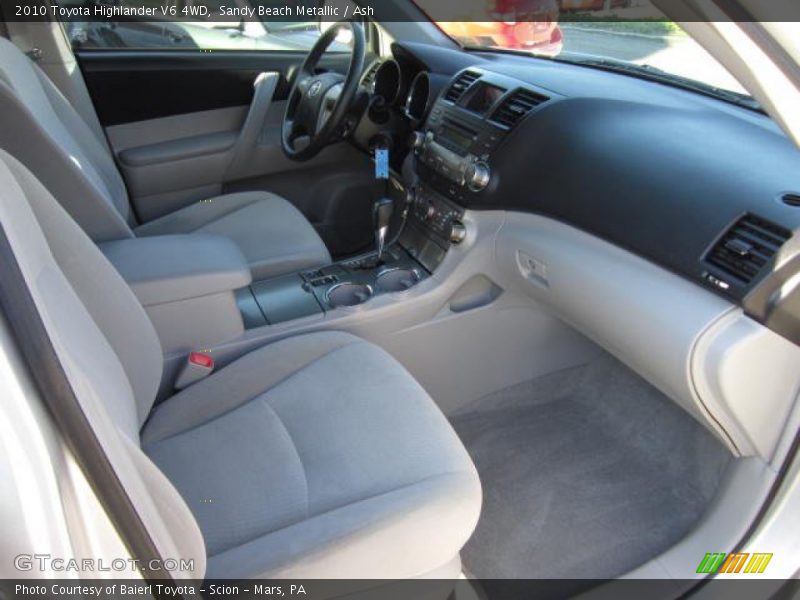 Sandy Beach Metallic / Ash 2010 Toyota Highlander V6 4WD