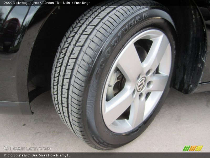 Black Uni / Pure Beige 2009 Volkswagen Jetta SE Sedan