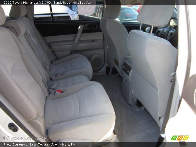 Sandy Beach Metallic / Ash 2010 Toyota Highlander V6 4WD
