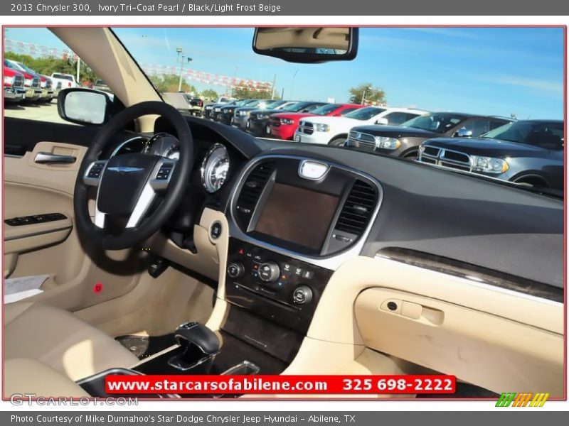 Ivory Tri-Coat Pearl / Black/Light Frost Beige 2013 Chrysler 300
