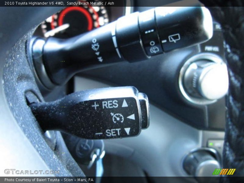 Sandy Beach Metallic / Ash 2010 Toyota Highlander V6 4WD