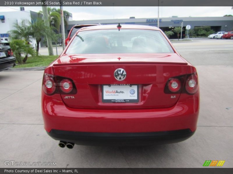 Salsa Red / Titan Black 2010 Volkswagen Jetta SE Sedan