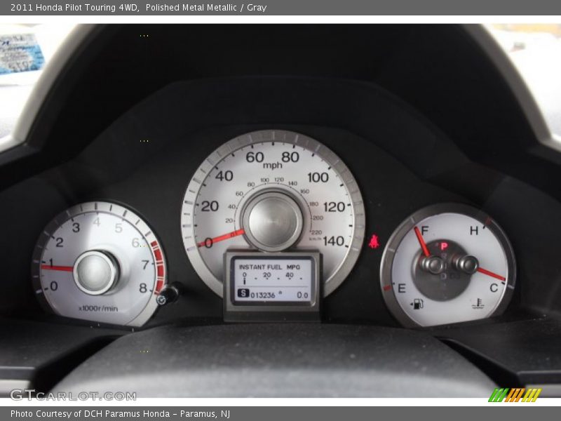 Polished Metal Metallic / Gray 2011 Honda Pilot Touring 4WD
