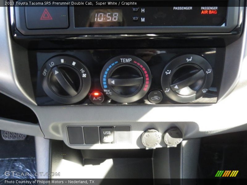Super White / Graphite 2013 Toyota Tacoma SR5 Prerunner Double Cab