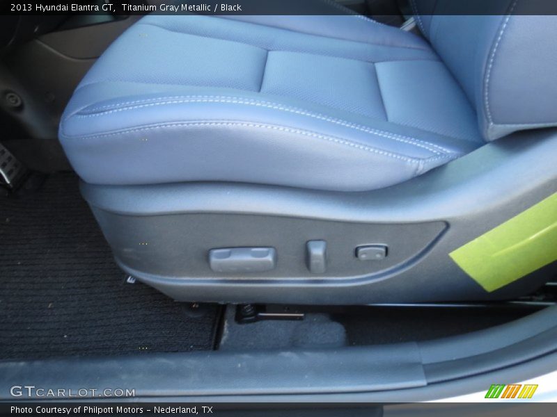Titanium Gray Metallic / Black 2013 Hyundai Elantra GT