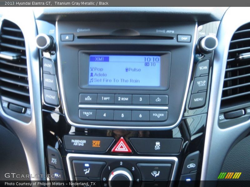 Controls of 2013 Elantra GT
