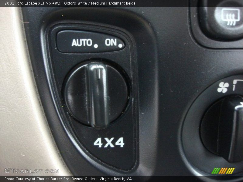 Oxford White / Medium Parchment Beige 2001 Ford Escape XLT V6 4WD