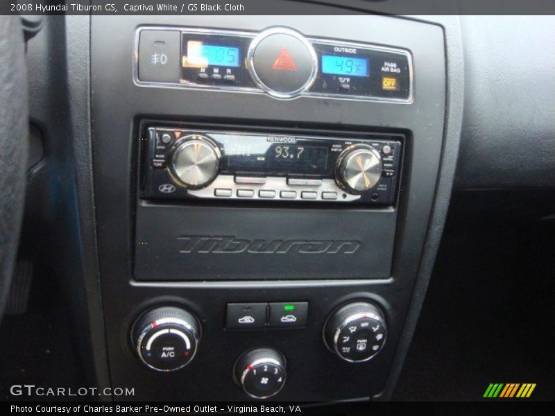 Captiva White / GS Black Cloth 2008 Hyundai Tiburon GS
