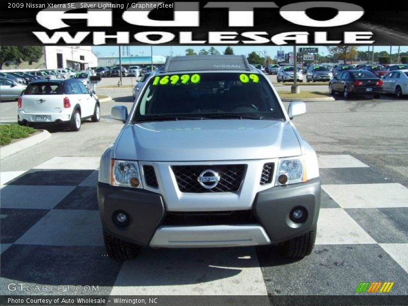 Silver Lightning / Graphite/Steel 2009 Nissan Xterra SE