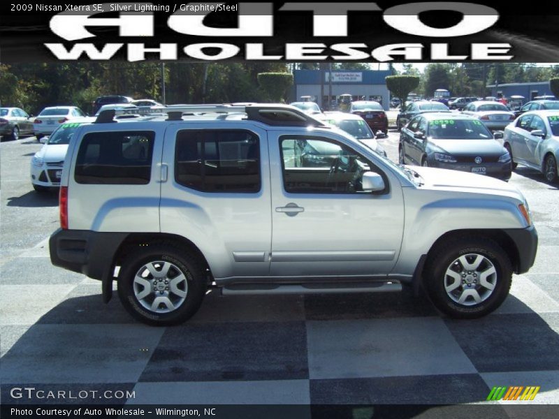 Silver Lightning / Graphite/Steel 2009 Nissan Xterra SE