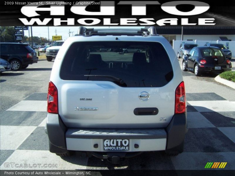 Silver Lightning / Graphite/Steel 2009 Nissan Xterra SE