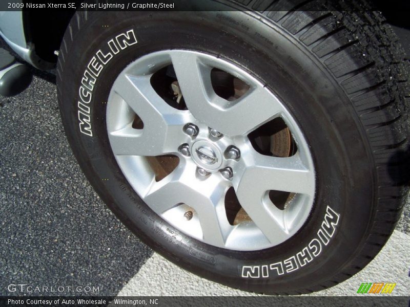 Silver Lightning / Graphite/Steel 2009 Nissan Xterra SE