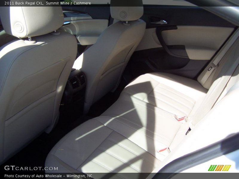 Summit White / Cashmere 2011 Buick Regal CXL