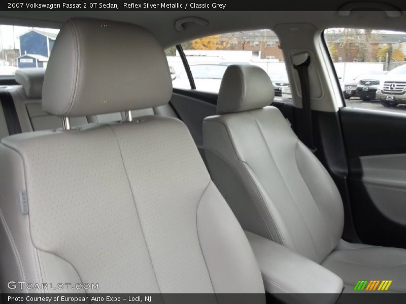 Reflex Silver Metallic / Classic Grey 2007 Volkswagen Passat 2.0T Sedan
