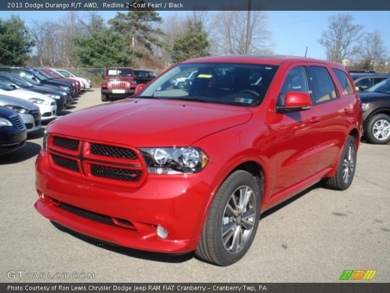 Front 3/4 View of 2013 Durango R/T AWD