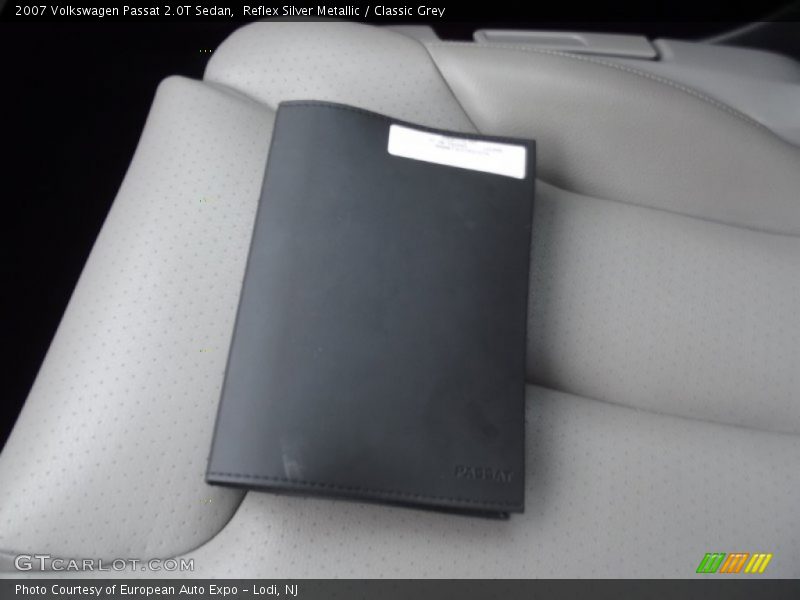 Reflex Silver Metallic / Classic Grey 2007 Volkswagen Passat 2.0T Sedan