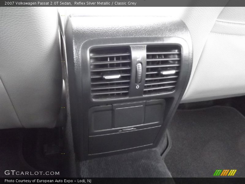 Reflex Silver Metallic / Classic Grey 2007 Volkswagen Passat 2.0T Sedan