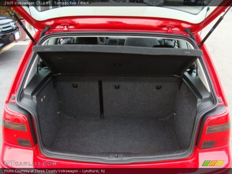 Tornado Red / Black 2005 Volkswagen GTI 1.8T
