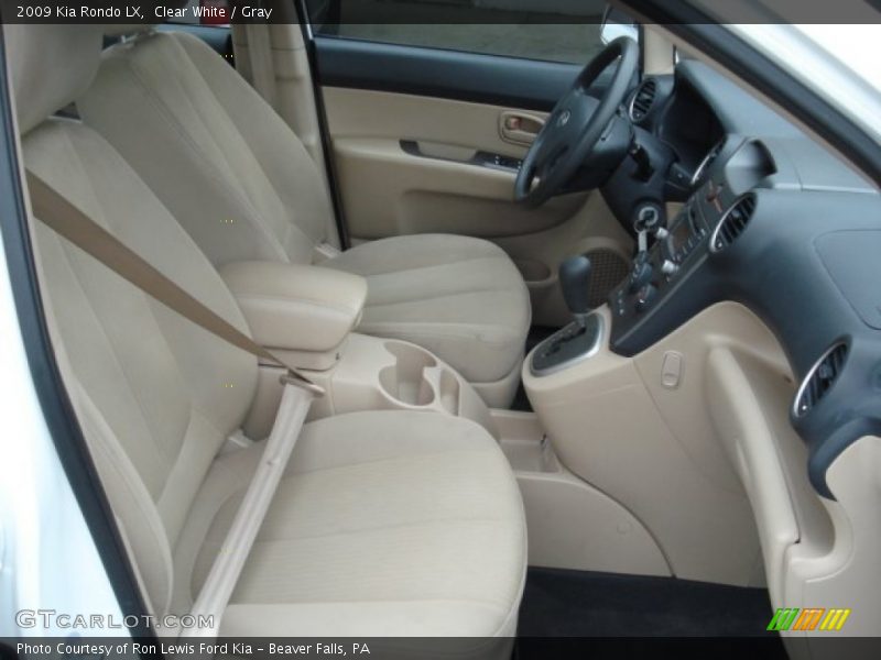 Clear White / Gray 2009 Kia Rondo LX