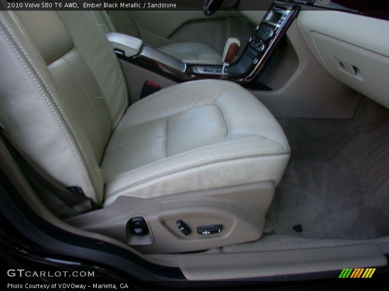 Front Seat of 2010 S80 T6 AWD