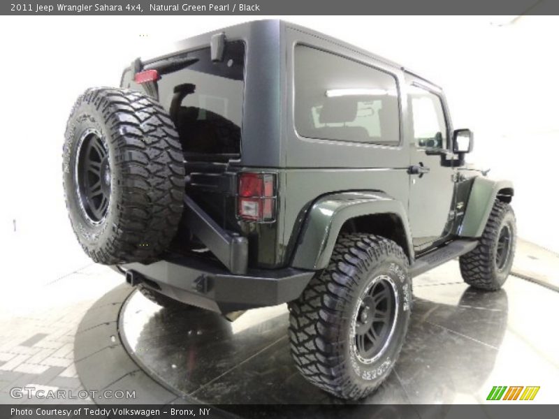 Natural Green Pearl / Black 2011 Jeep Wrangler Sahara 4x4