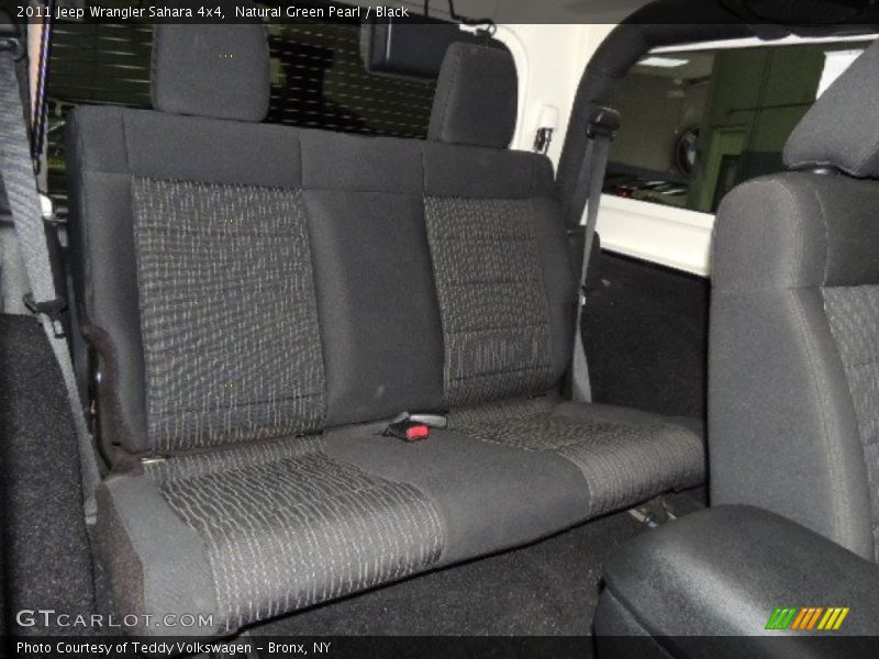Natural Green Pearl / Black 2011 Jeep Wrangler Sahara 4x4