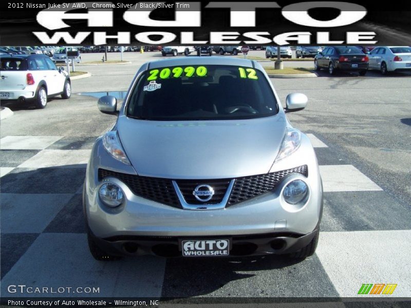 Chrome Silver / Black/Silver Trim 2012 Nissan Juke SV AWD